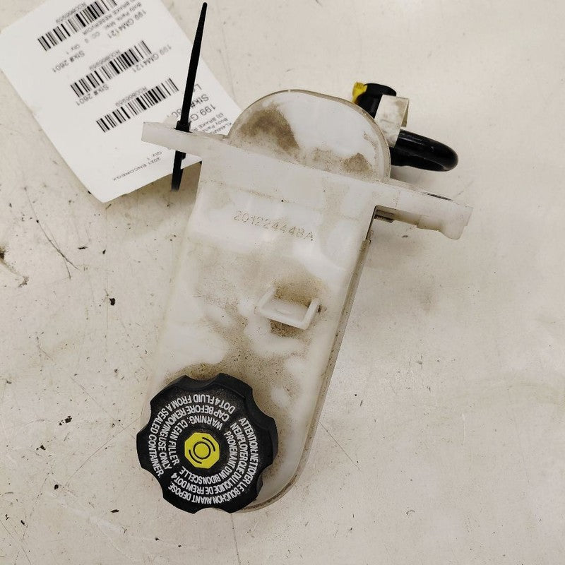 Buick Encore GX Brake Reservoir  2020 2021 2022 2023