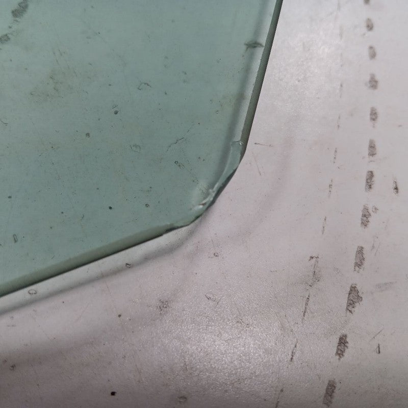 Passenger Right Rear Door Window Glass US Built VIN 5 1st Digit 16-20 