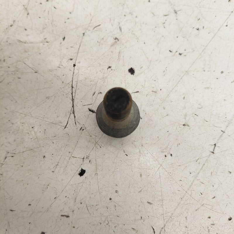 Fiat 500 X Model   Lug Nut Set  2016 2017