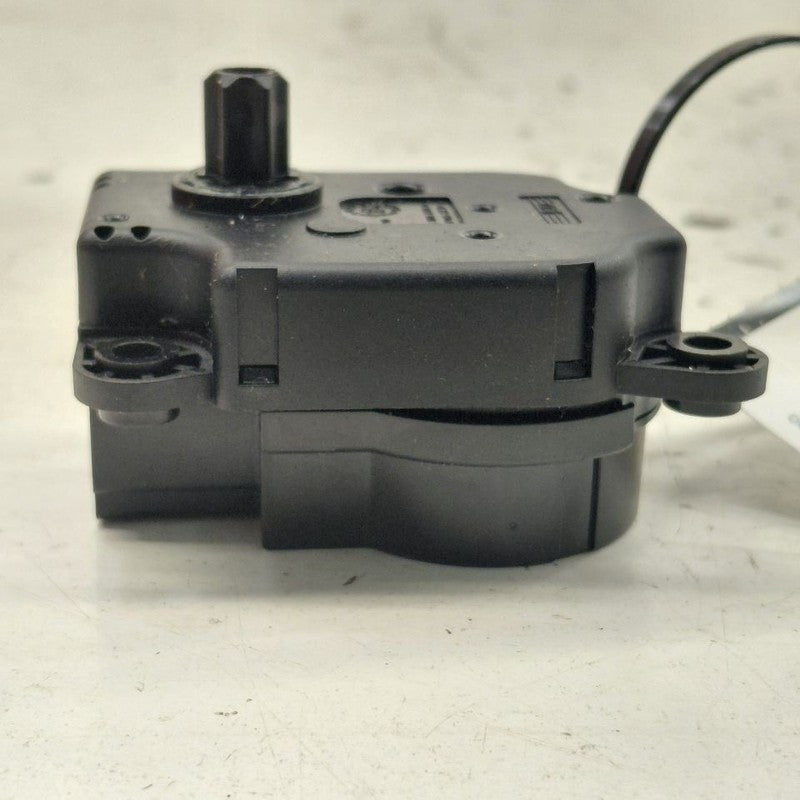 Cadillac CT6 Flap Door Motor Heater AC Door Actuator {GF875001} 2018 2