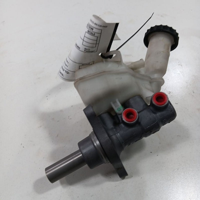 Brake Master Cylinder Fits 14-20 OUTLANDER