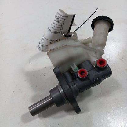 Brake Master Cylinder Fits 14-20 OUTLANDER