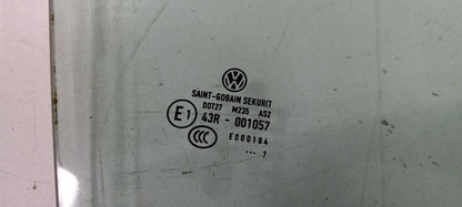 1K4845201B Passenger Right Front Door Glass Window 4 Door Fits 06-09 RABBIT
