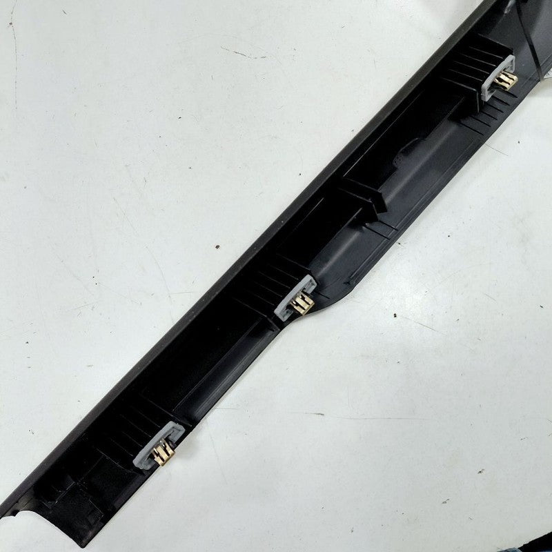 Chrysler 300 Sill Trim Plate Door Jam Threshold Right Passenger Front 