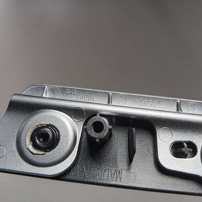 Chrysler 300 Right Front Door Trim {L0200081AA} 2015 2016 2017 2018 2019