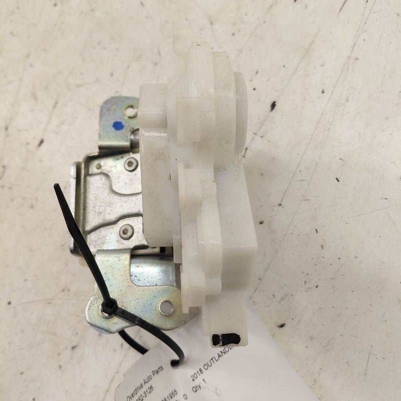 Mitsubishi Outlander   Trunk Latch  2018 2017 2016