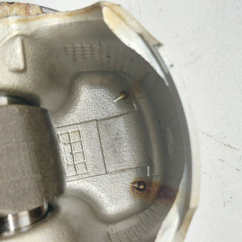 Nissan Rogue Single Piston With Connecting Rod   2.5 2017 2018 2019 OE