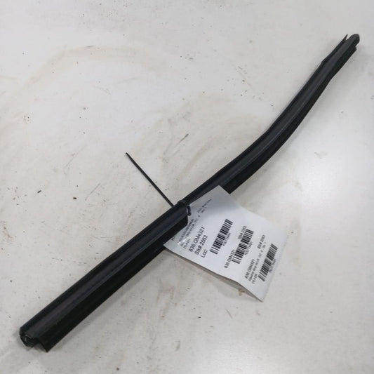 Buick Encore Left Rear Weather Strip Interior  2022 2021 2020 2019 2018