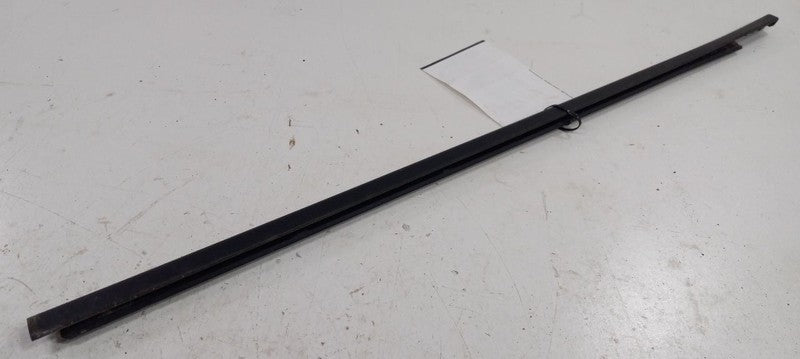 Hyundai Accent Door Glass Window Weather Strip Trim Front Left Driver 