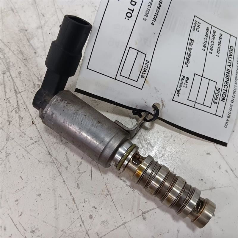 Kia Forte Variable Timing Oil Control Valve Solenoid Cylinder Head  1.