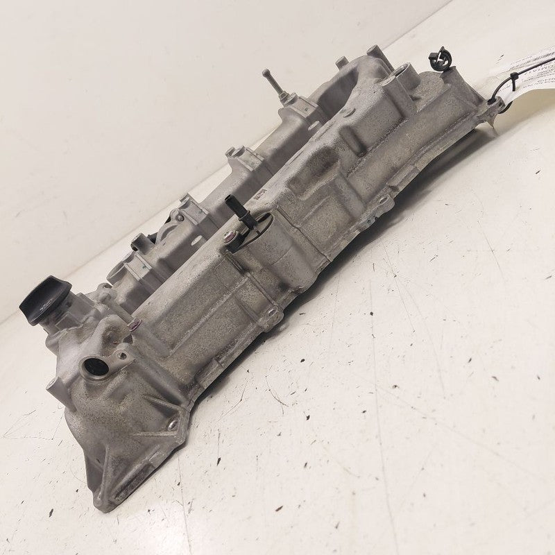 Chevy Volt Engine Cylinder Head Valve Cover  1.5 2016 2017 2018 2019