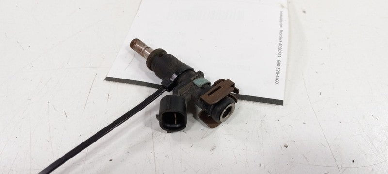 07K906031C Fuel Injection Parts Fuel Injector 2.5L Fits 05-14 JETTA