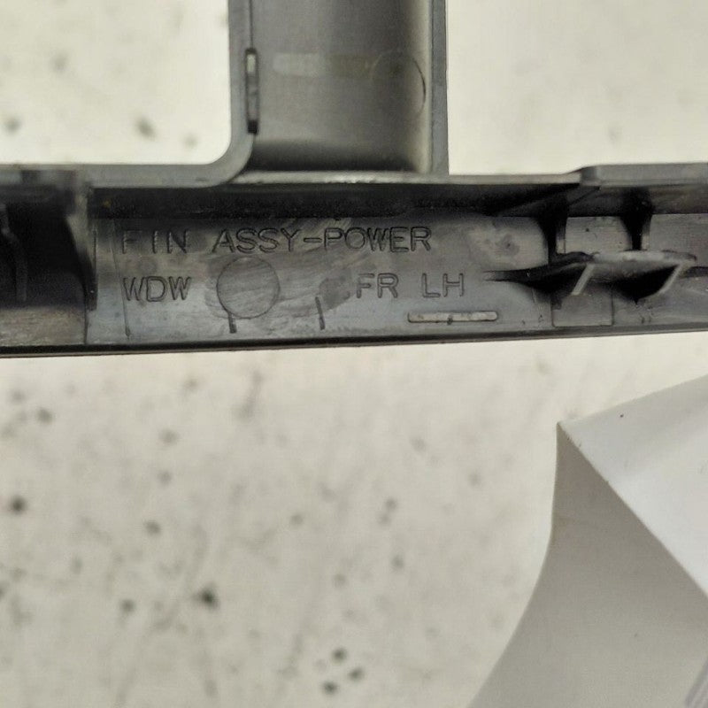 Nissan Versa Note Window Switch Bezel Trim Left Front 2019 2018 2017