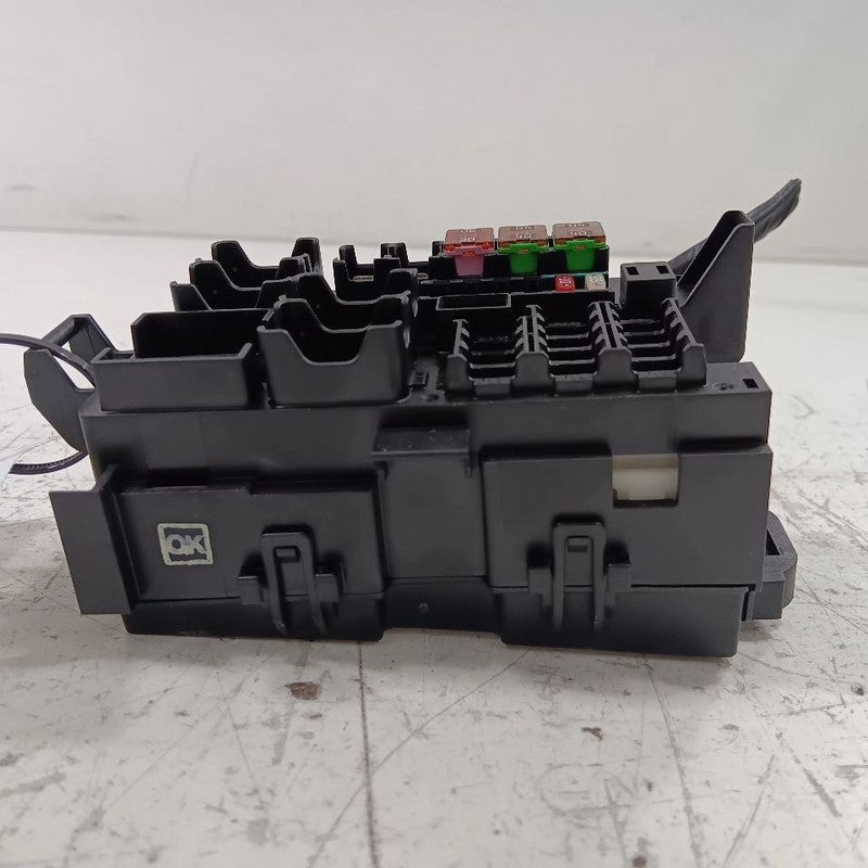 Buick Encore Cabin Fuse Box Interior Inner Under Dash  1.4L 2018 2019 