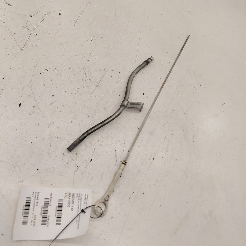 Mitsubishi Outlander   Engine Oil Dipstick  2018 2017 2016