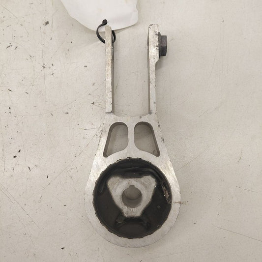 2018 Fiat 500 X 2.4 Model Engine Motor Mount Rear Back