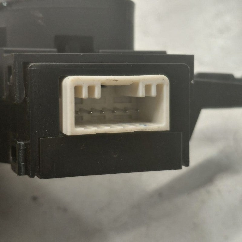 Driver Front Door Memory Switch Fits 19-23 Hyundai Santa Fe