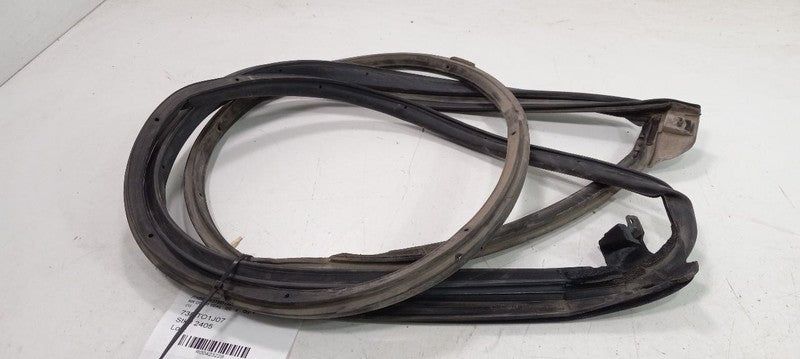 Toyota Camry On Door Seal Rubber Right Passenger Rear Back 2007 2008 2