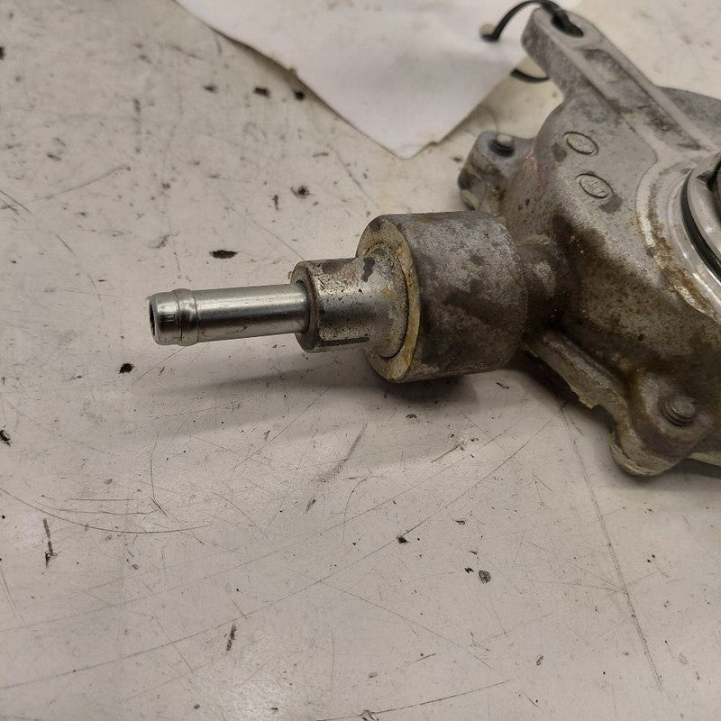 Vacuum Pump Engine Mounted Fits 16-19 Lexus GS350
