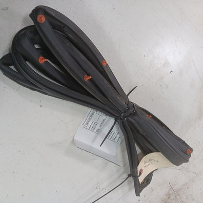 Toyota Corolla On Door Seal Rubber Left Driver Rear Back  2019 2018 2017