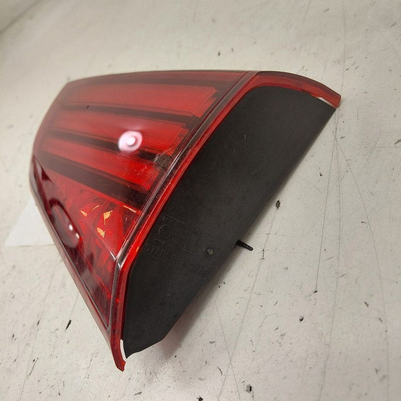 Passenger Right Tail Light Brake Lamp  Plug-in Hybrid Phev Fits 16-22 