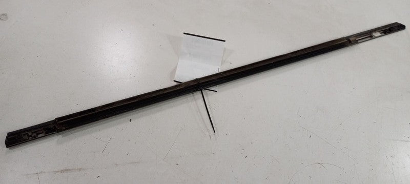 Kia Forte Door Glass Window Weather Strip Trim Rear Right Passenger Si