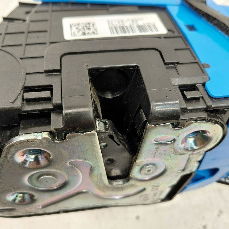 Kia Sportage Door Latch Lock Right Passenger Front  2020 2021 2022