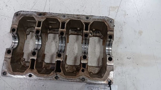 Fiat 500 Engine Block Crankshaft Main Cap  2012 2013 2014 2015 2016 2017