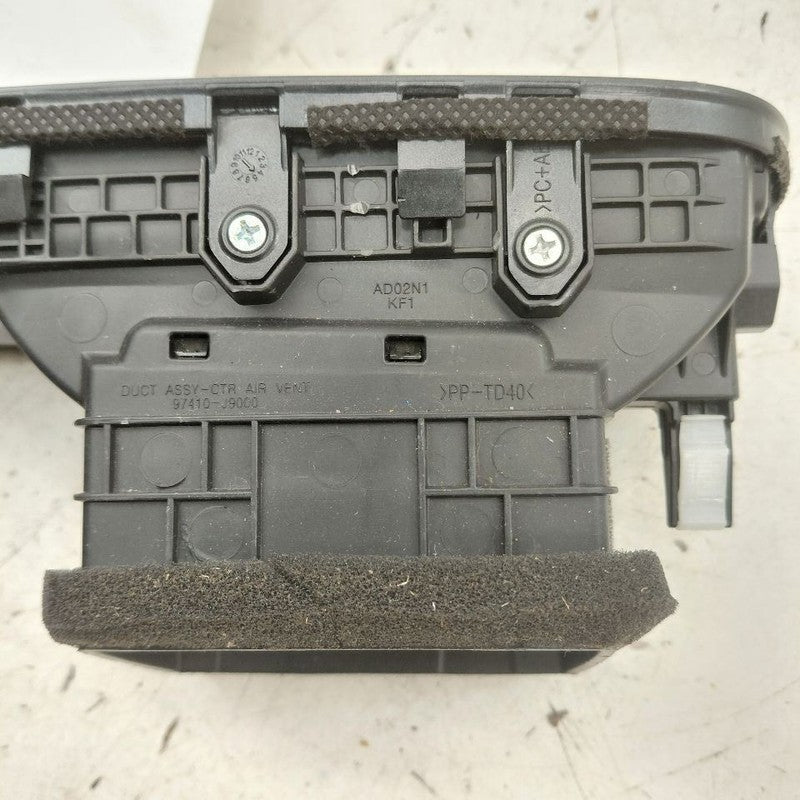 Hyundai Kona Dash Air Vent Center Middle  2021 2020 2019