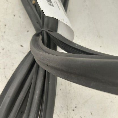 Chevy Trax On Door Seal Rubber Right Passenger Rear Back  2022 2021