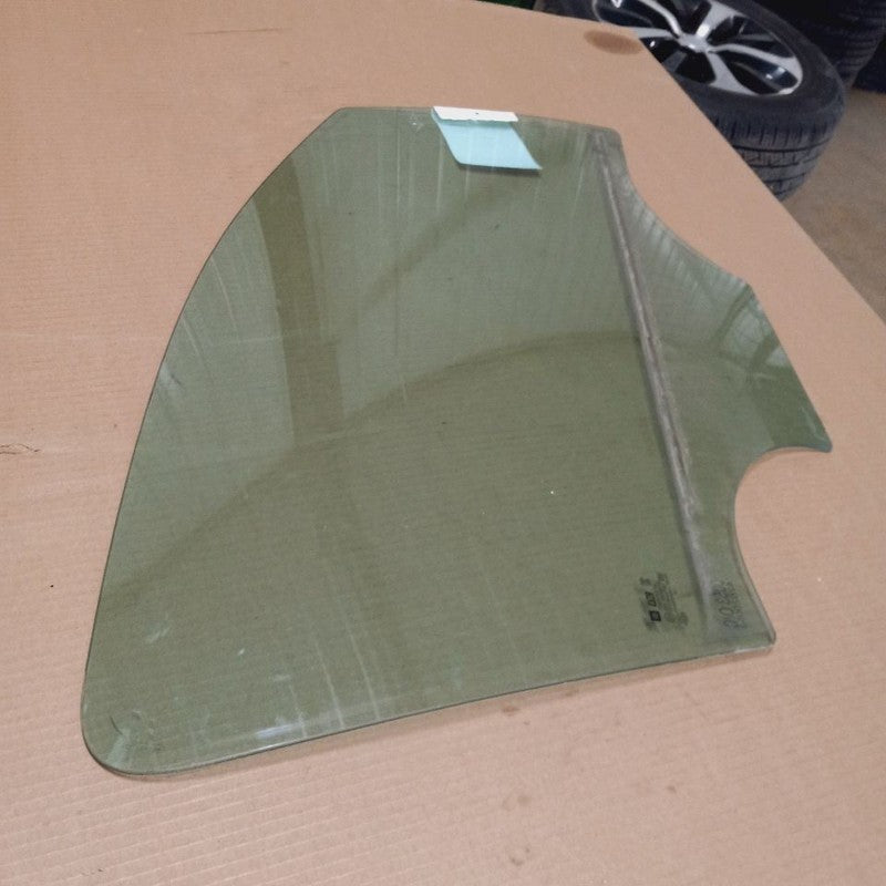 Passenger Right Front Door Glass Window Fits 13-22 Chevy Trax