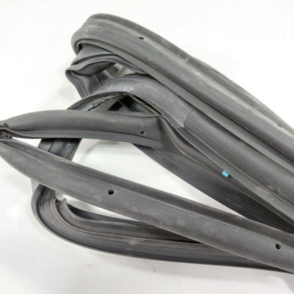 Buick Encore On Door Seal Rubber Right Passenger Front  2020 2019 2018