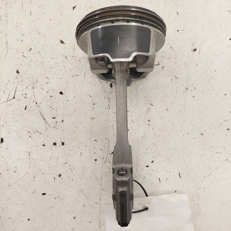 Subaru XV Crosstrek Single Piston With Connecting Rod   2.5 2025 2024