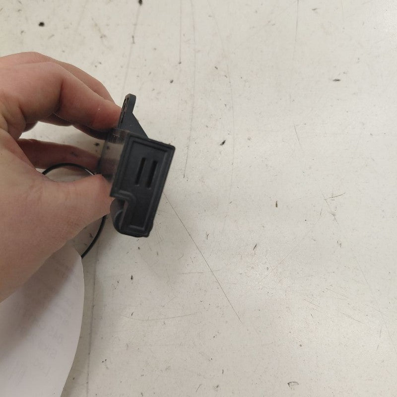 Chrysler 300 Keyless Entry Antenna Module {68051315AB} 2017 2018 2019