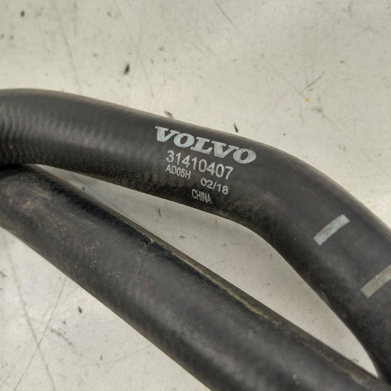 Volvo S60 Coolant Line Crossover Pipe  2.0 2018 2017 2016