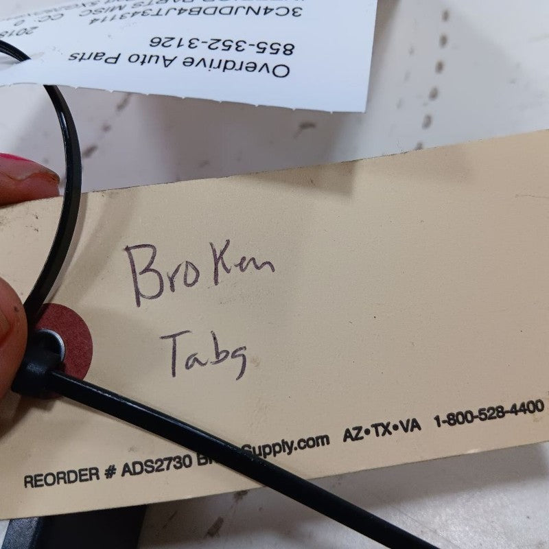 Jeep Compass Front Charging Port 5XG28DX9AC 2017 2018 2019 2020 2021 2022 2023