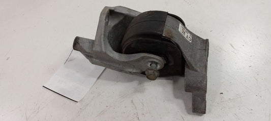 Cadillac XTS Engine Motor Mount Rear Back 2013 2014 2015 2016 2017 OEM