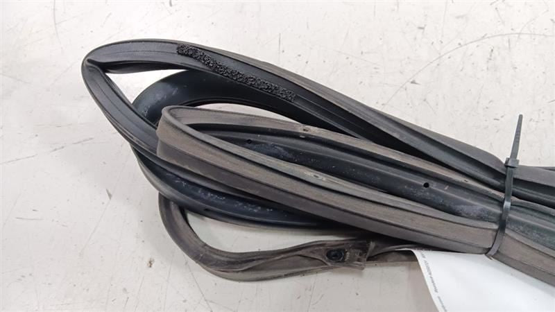 Toyota Prius On Door Seal Rubber Right Passenger Front 2015 2014 2013 
