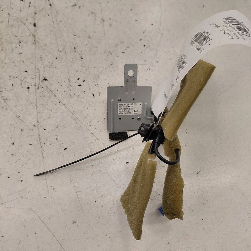 Mazda 6 Antenna Module {GML866DY0} 2016 2015 2014