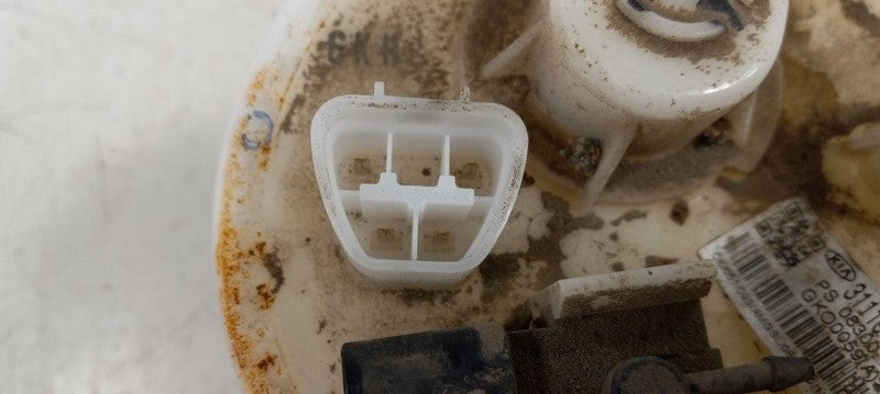 311102K600 Fuel Pump Assembly Tank Mounted 2.0L Fits 10-13 Kia Soul 