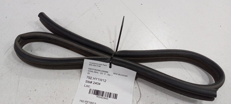 Hyundai Veloster Cowl Vent Panel Hood Rubber Seal 2012 2013 2014