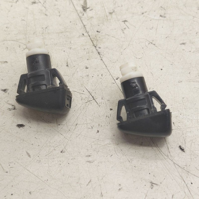 Jeep Cherokee Windshield Wiper Washer Fluid Hood Sprayer Nozzles  2019