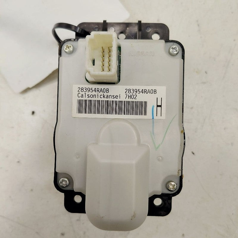 Audio Equipment Radio Control Console Mounted Fits 16-23 Nissan Maxima