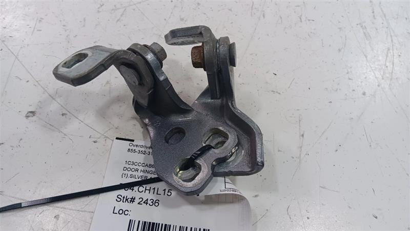 Chrysler 200 Door Hinge Set Left Rear  2015 2016 2017 OEM