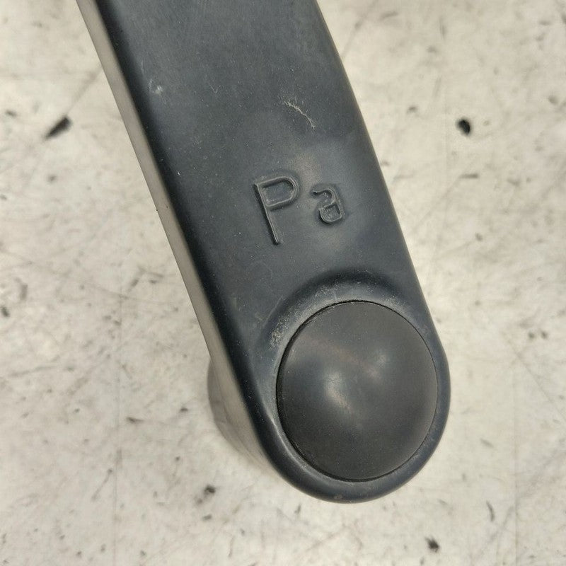 Hyundai Veloster Windshield Wiper Arm Right Passenger  2017 2016 2015 