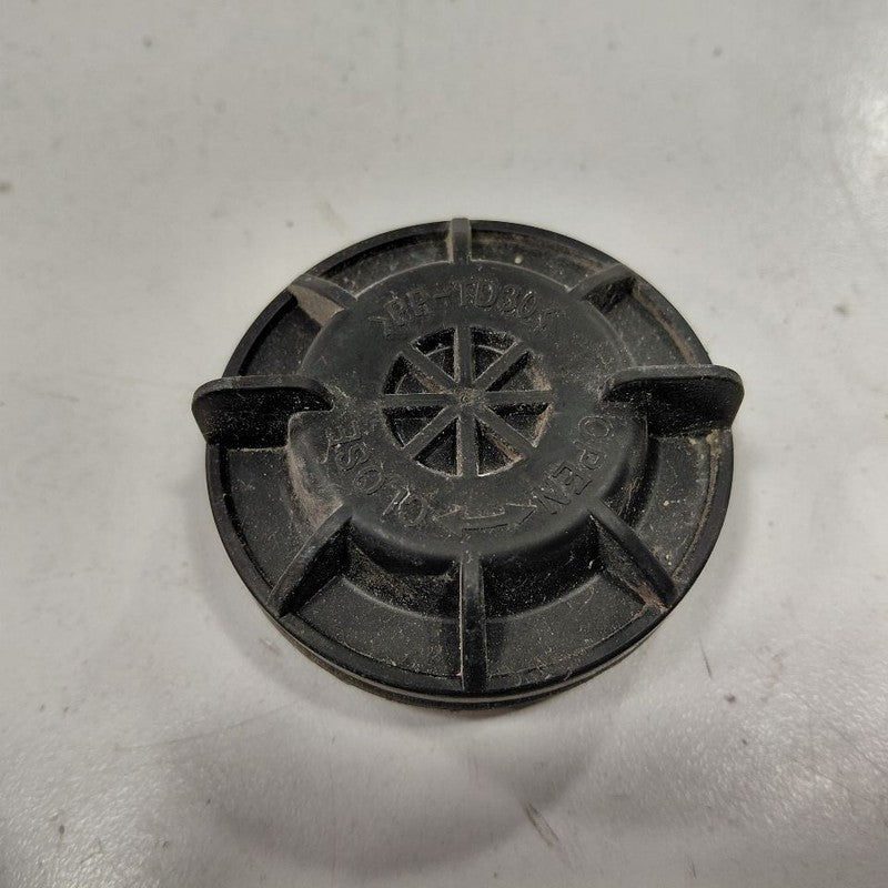 Buick Encore Headlight Lamp Access Cover {22862128} 2022 2021 2020 2019 2018