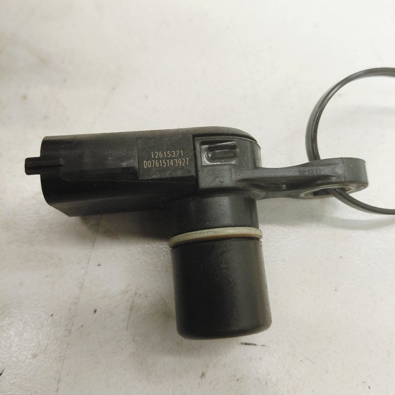 Cadillac XTS Camshaft Cam Shaft Position Sensor      3.6 2016 2017 201