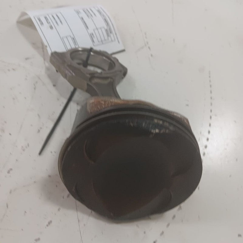 Outback Legacy Single Piston With Connecting Rod   2025 2024 2023 2022