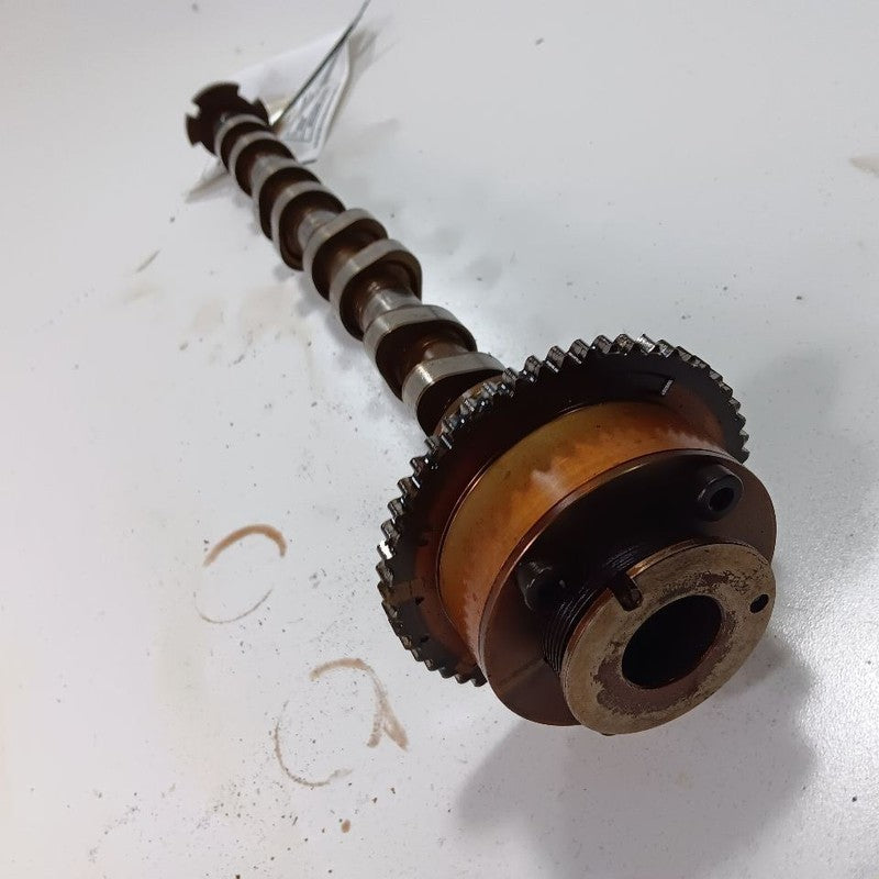 Hyundai Elantra Engine Cylinder Head Exhaust Camshaft  2.0 2017 2018 2019 2020