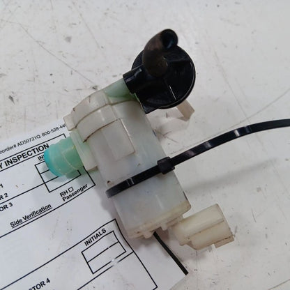 Nissan LEAF Windshield Washer Wash Fluid Reservoir Motor Pump Electric